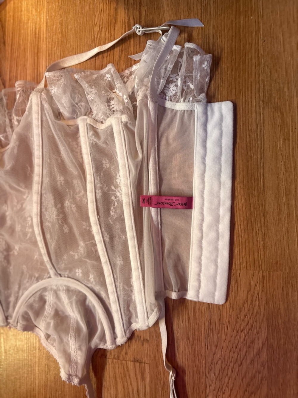 Betsy Johnson NWOT Sheer Lace Bustier Corset Top with Garter Straps 34B - Picture 4 of 5